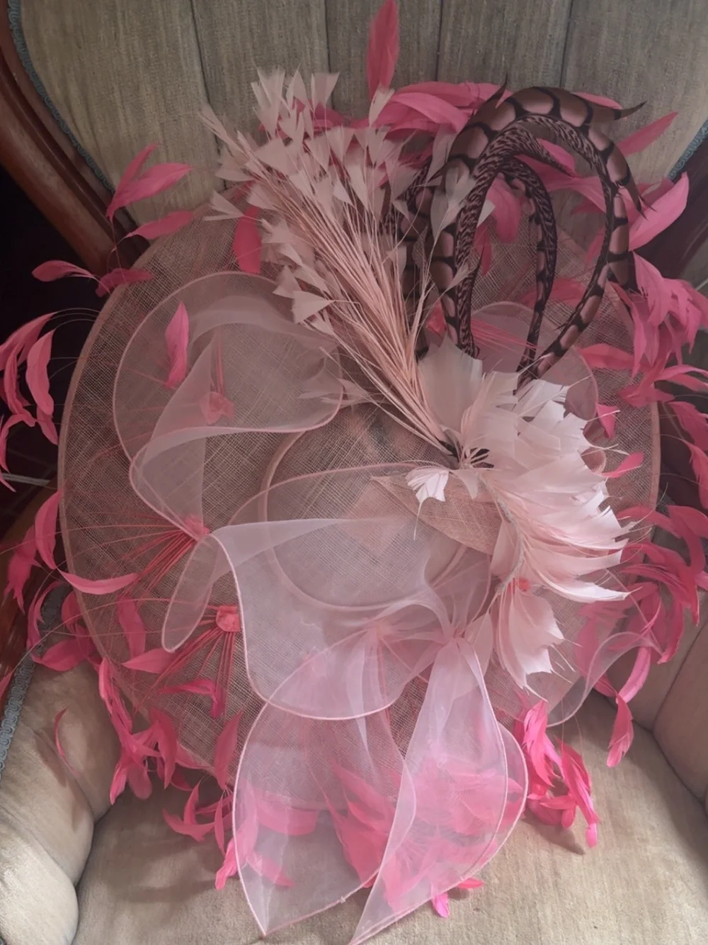 KENTUCKY DERBY FASCINATOR